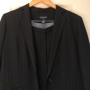 Ann Taylor navy Blue pinstripe suit -10 petite